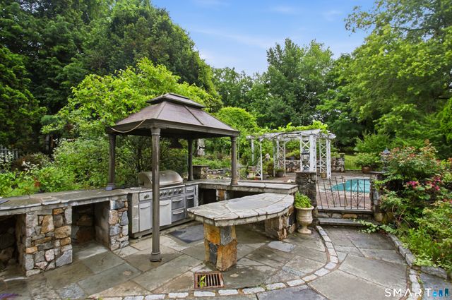 12 Old Mill Lane, Stamford, CT 06902