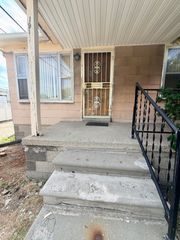 19127 Dwyer Street, Detroit, MI 48234