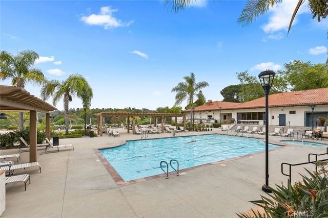 28131 Via Nervo, Mission Viejo, CA 92692