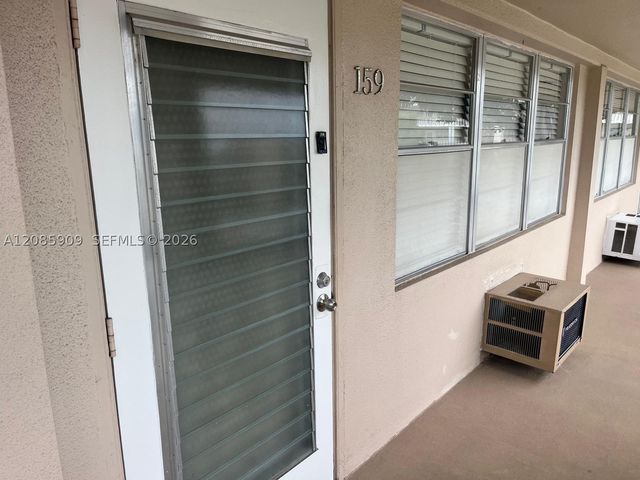 159 Ventnor J 159, Deerfield Beach, FL 33442