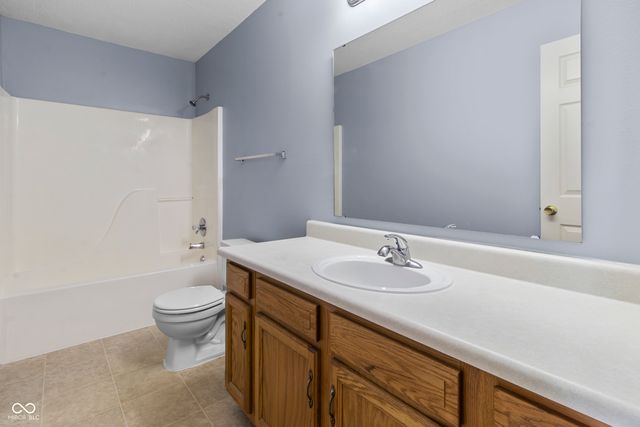 19551 Amber Way, Noblesville, IN 46060