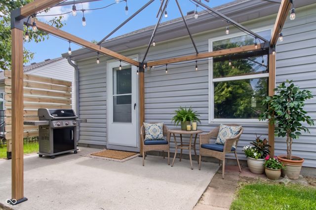 19551 Amber Way, Noblesville, IN 46060