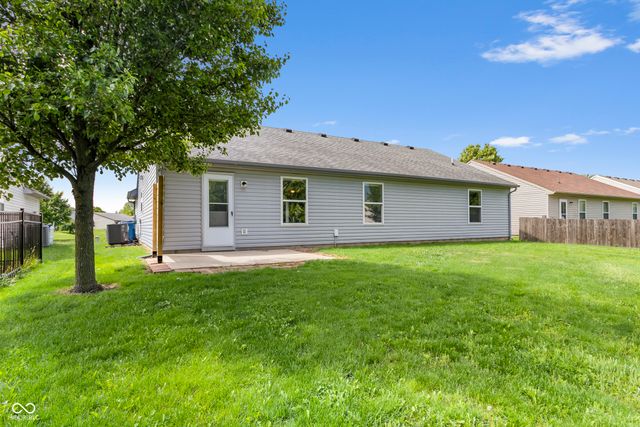 19551 Amber Way, Noblesville, IN 46060