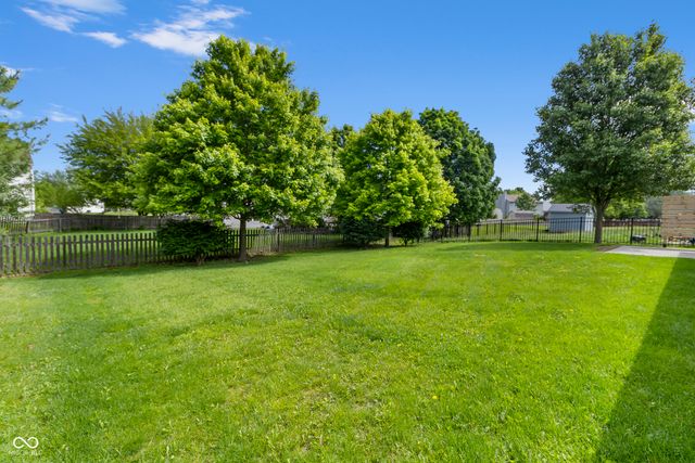 19551 Amber Way, Noblesville, IN 46060