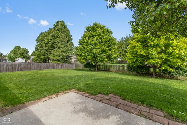 19551 Amber Way, Noblesville, IN 46060