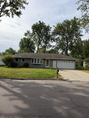 145 Rita Road, Mankato, MN 56001