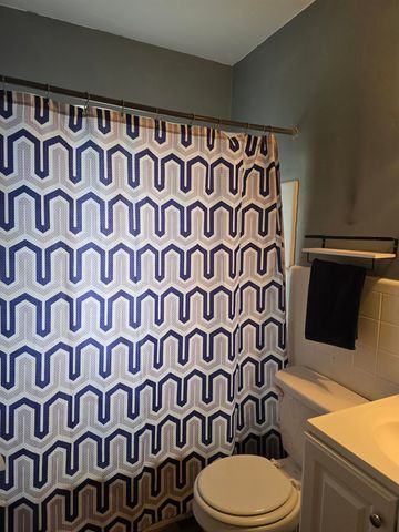 309 W Oak St, Perry, FL 32347