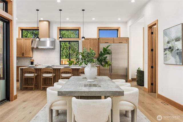 1207 145th Avenue SE, Bellevue, WA 98007