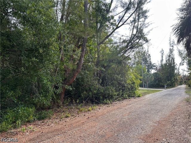 7342 Sundiet BLVD, Bokeelia, FL 33922