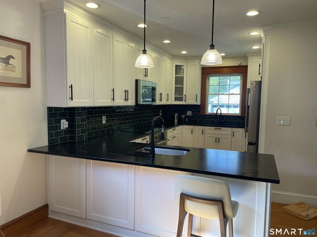 31 Elihu Street, Hamden, CT 06517