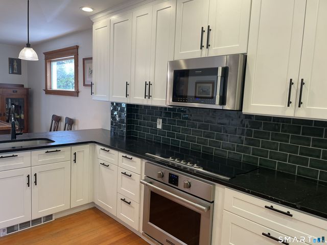 31 Elihu Street, Hamden, CT 06517