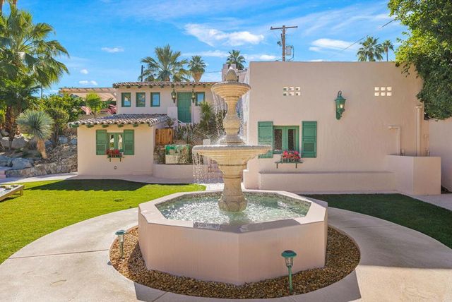 231 W El Camino Way, Palm Springs, CA 92264