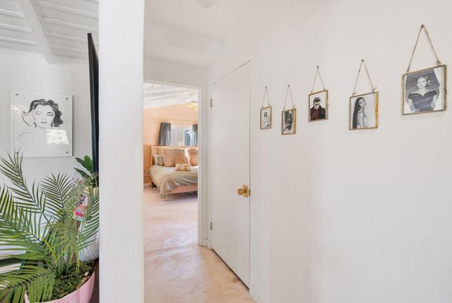 231 W El Camino Way, Palm Springs, CA 92264