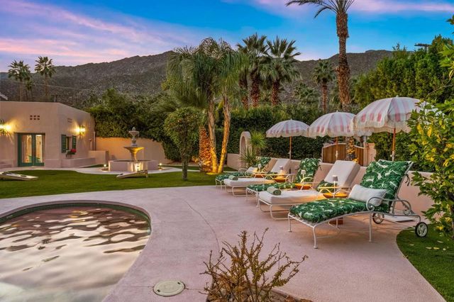 231 W El Camino Way, Palm Springs, CA 92264