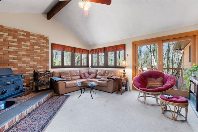 137 Catamount Rd, Tewksbury, MA 01876