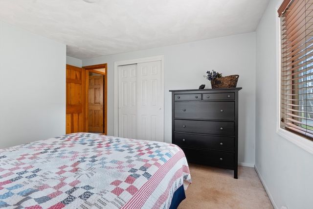 137 Catamount Rd, Tewksbury, MA 01876