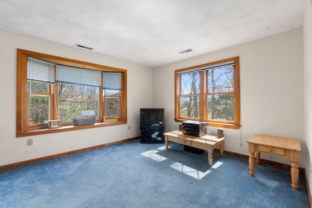 137 Catamount Rd, Tewksbury, MA 01876