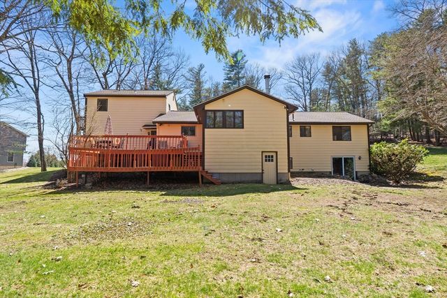137 Catamount Rd, Tewksbury, MA 01876