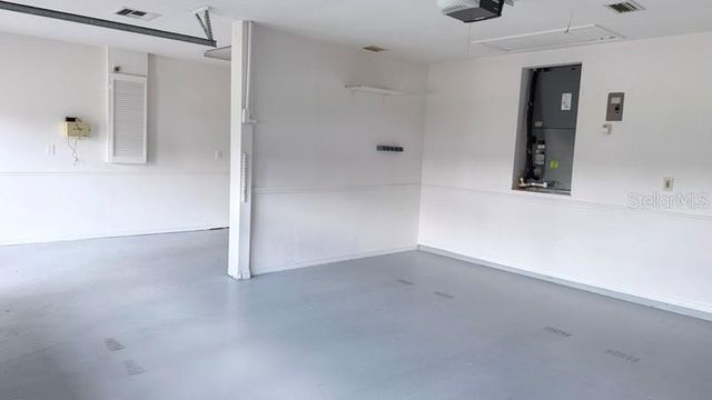 8708 MAPLE LAKE PLACE, Tampa, FL 33635