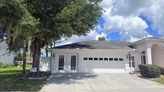 8708 MAPLE LAKE PLACE, Tampa, FL 33635