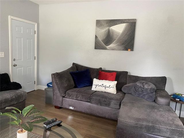 1037 S ADELLE AVENUE, Deland, FL 32720