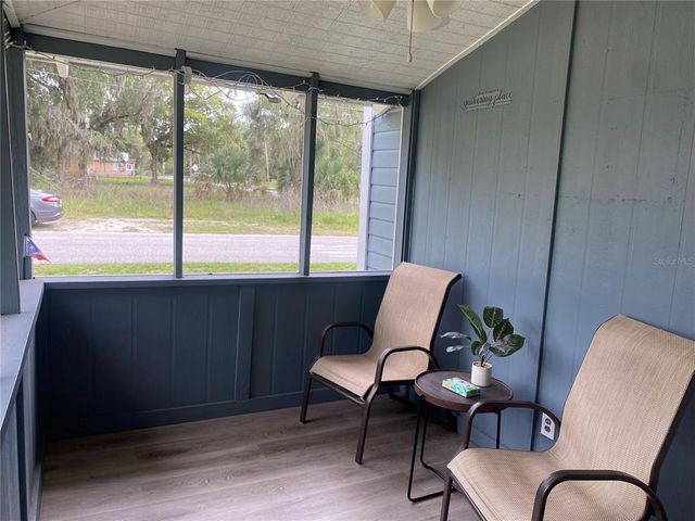 1037 S ADELLE AVENUE, Deland, FL 32720