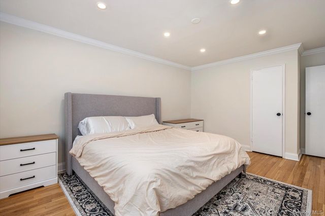 14-50 212th Street 102, Bayside, NY 11360