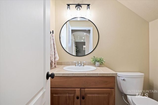 191 S Spring Lake Way, Star, ID 83669