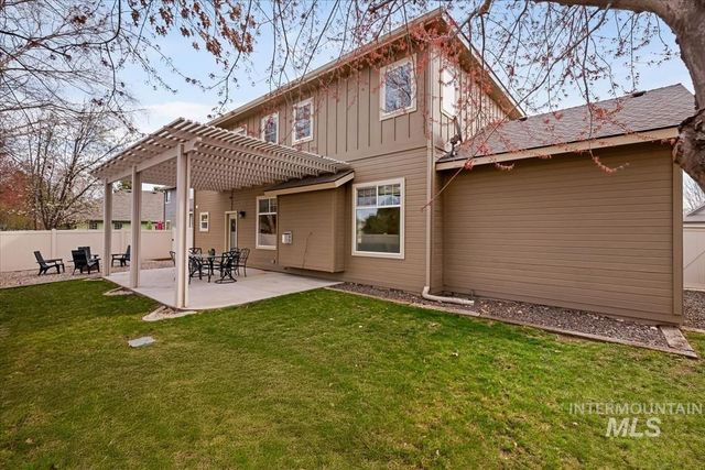 191 S Spring Lake Way, Star, ID 83669