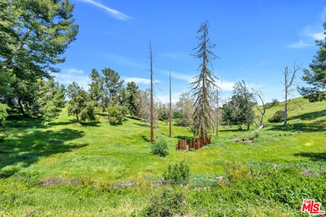 20859 Exhibit Place, Woodland Hills (los Angeles), CA 91367