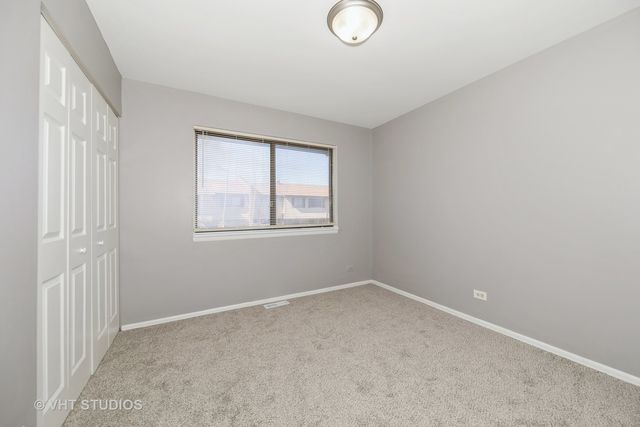 10 TOWER Court 10, Downers Grove, IL 60516