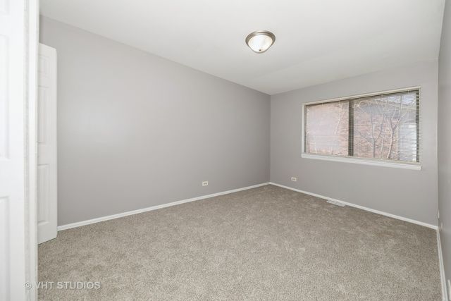 10 TOWER Court 10, Downers Grove, IL 60516