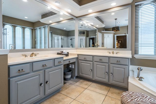 10411 Harnwell Crossing Drive, Spring, TX 77379