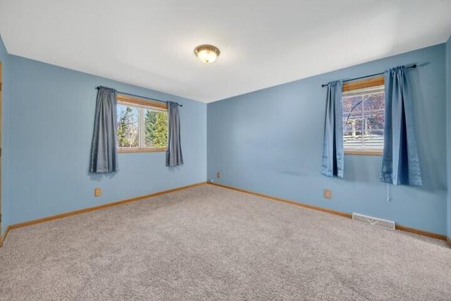 914 Hawthorne DRIVE, Howards Grove, WI 53083