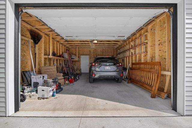 914 Hawthorne DRIVE, Howards Grove, WI 53083