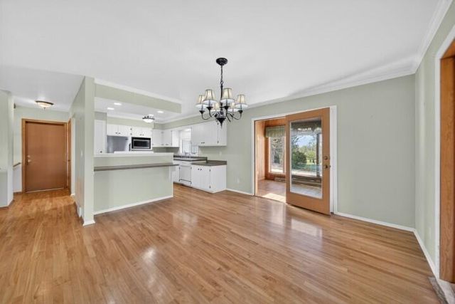 914 Hawthorne DRIVE, Howards Grove, WI 53083