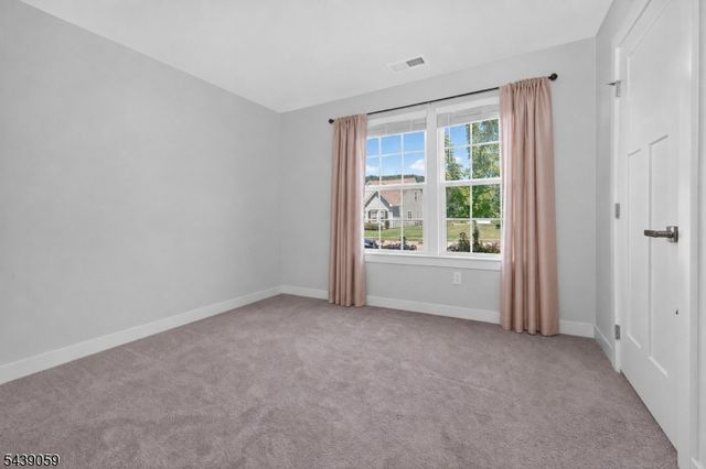 101 Mountain View Ln, Mansfield Twp., NJ 07865