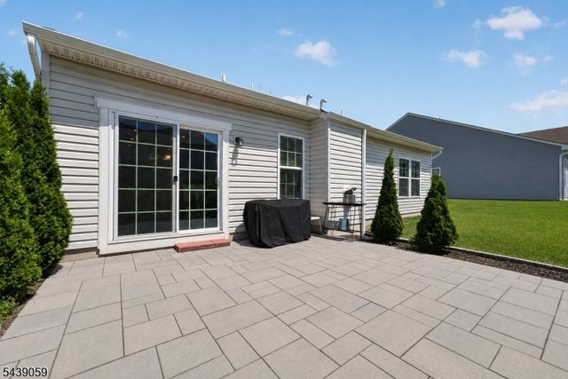 101 Mountain View Ln, Mansfield Twp., NJ 07865