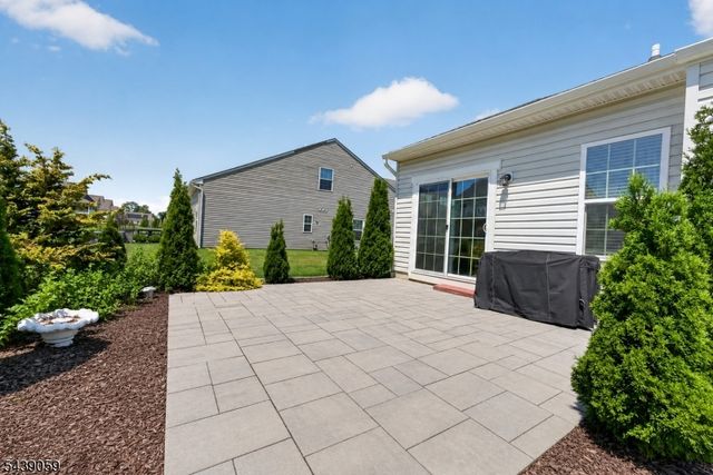 101 Mountain View Ln, Mansfield Twp., NJ 07865