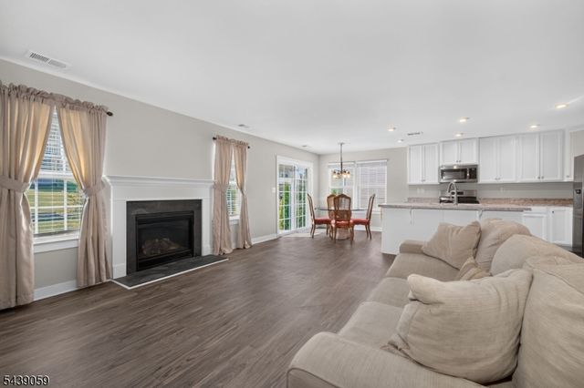 101 Mountain View Ln, Mansfield Twp., NJ 07865