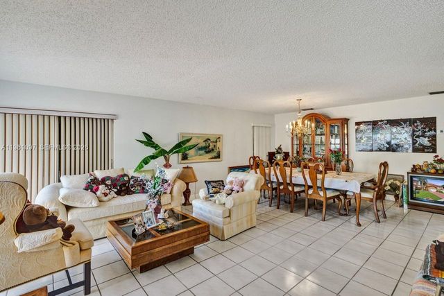 10190 SW 138th Ct, Miami, FL 33186