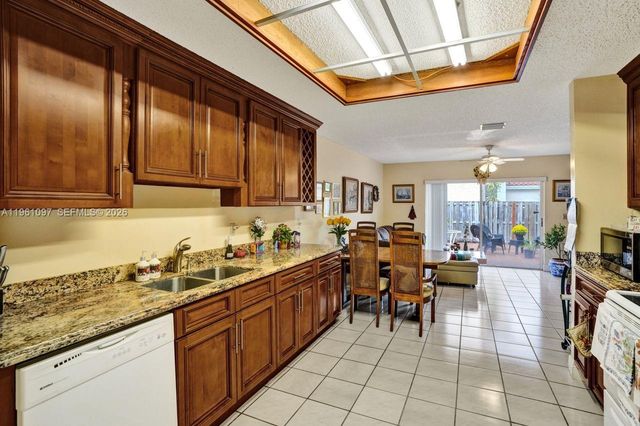 10190 SW 138th Ct, Miami, FL 33186