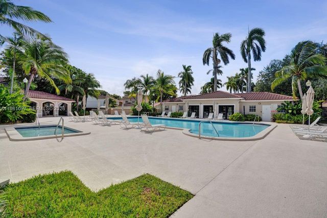 10190 SW 138th Ct, Miami, FL 33186