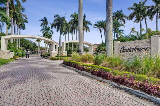 10190 SW 138th Ct, Miami, FL 33186