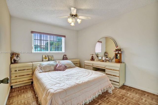 10190 SW 138th Ct, Miami, FL 33186