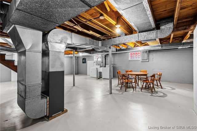 726 Parkway Drive, Louisville, KY 40217