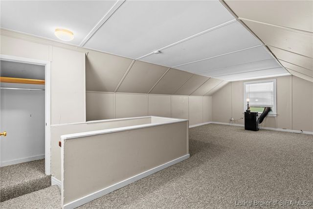 726 Parkway Drive, Louisville, KY 40217