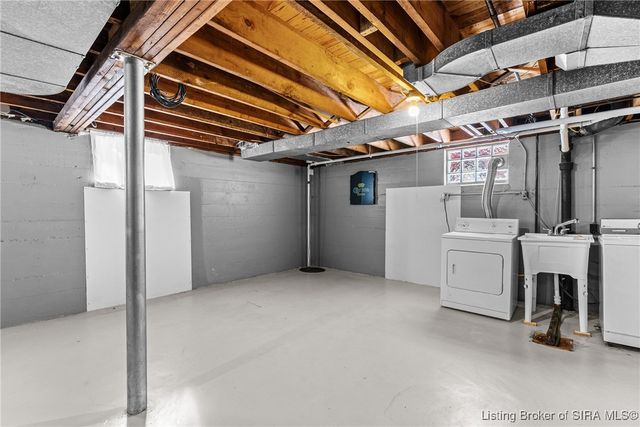 726 Parkway Drive, Louisville, KY 40217