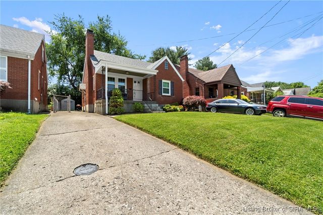 726 Parkway Drive, Louisville, KY 40217