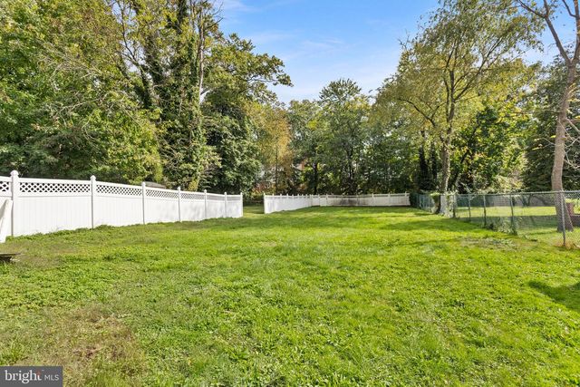 58 E UNION ST, Bordentown, NJ 08505